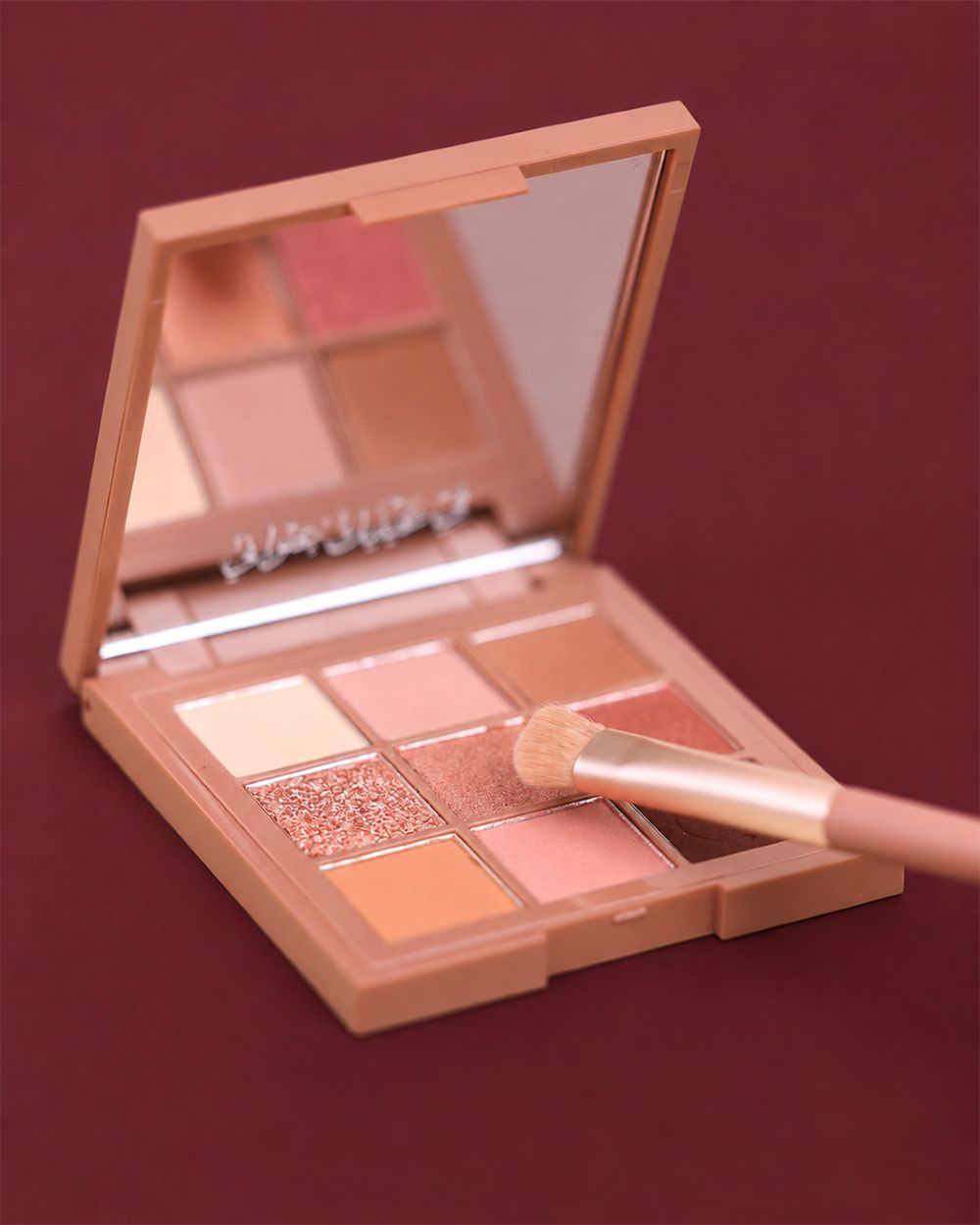 Dual-Ended Eyeshadow Brush NNE1